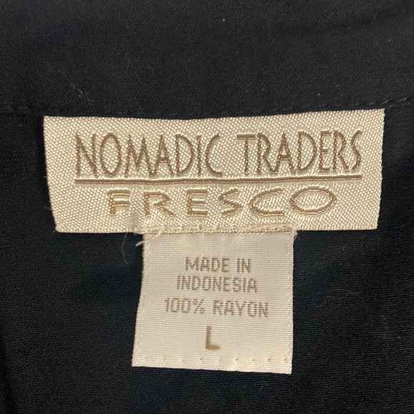 Nomadic Traders Fresco Women’s Size LG Black Button Down Type Shirt good cond - Picture 5 of 6